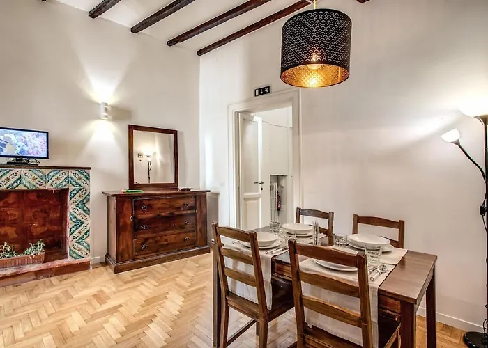 Casa Magiuli' Navona * Rome