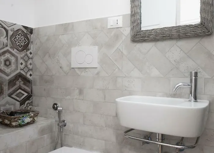 Casa Magiuli' Navona * Rome